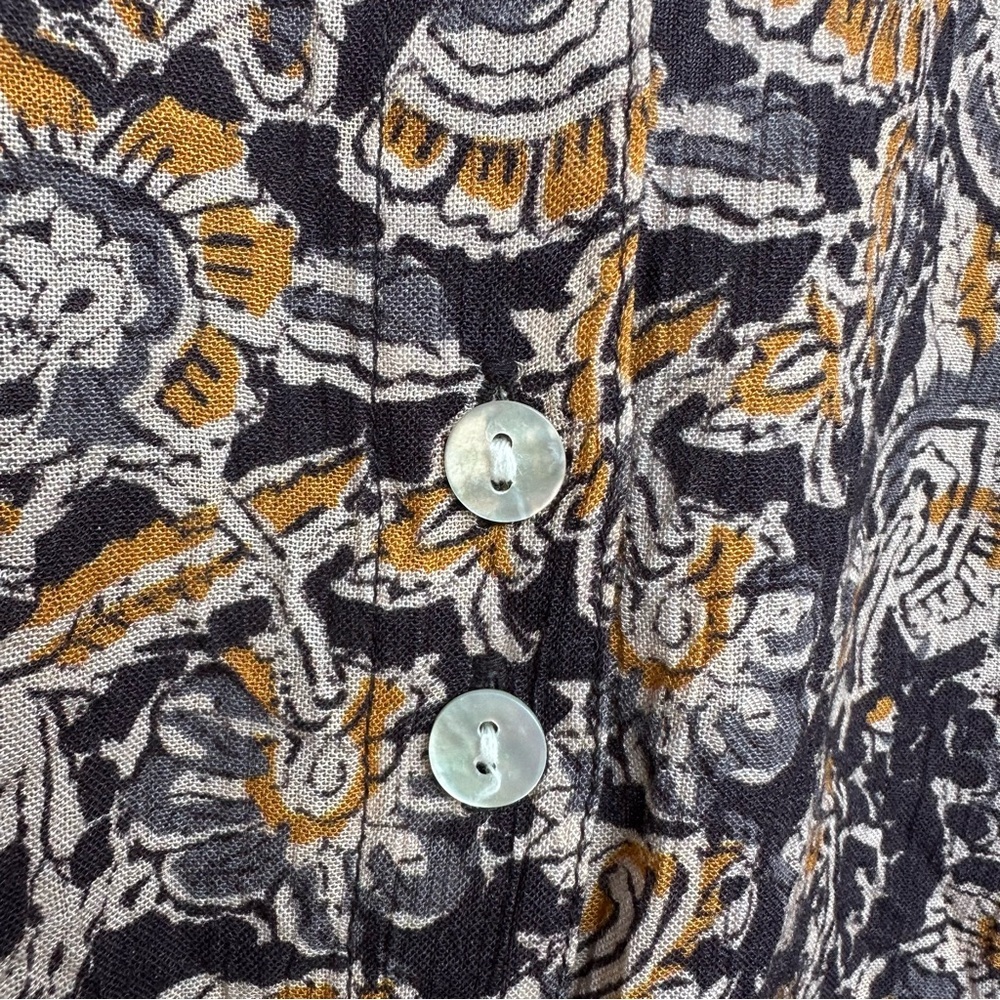 Faherty Everleigh Top in black paisley button-front blouse size XS extra small - Picture 5 of 10